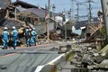 Chùm ảnh cứu hộ nạn nhân động đất ở Nhật Bản và Ecuador